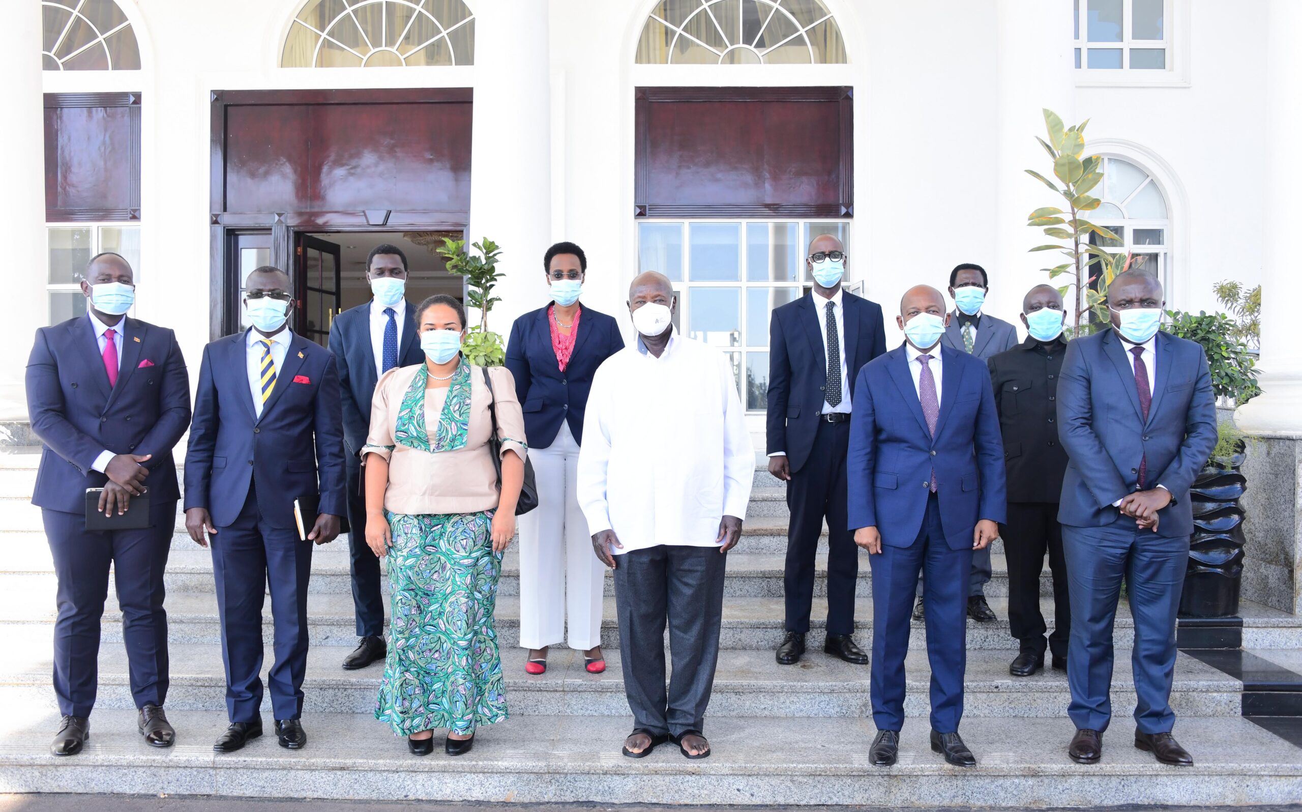 Museveni meets DRC peace delegation (1)