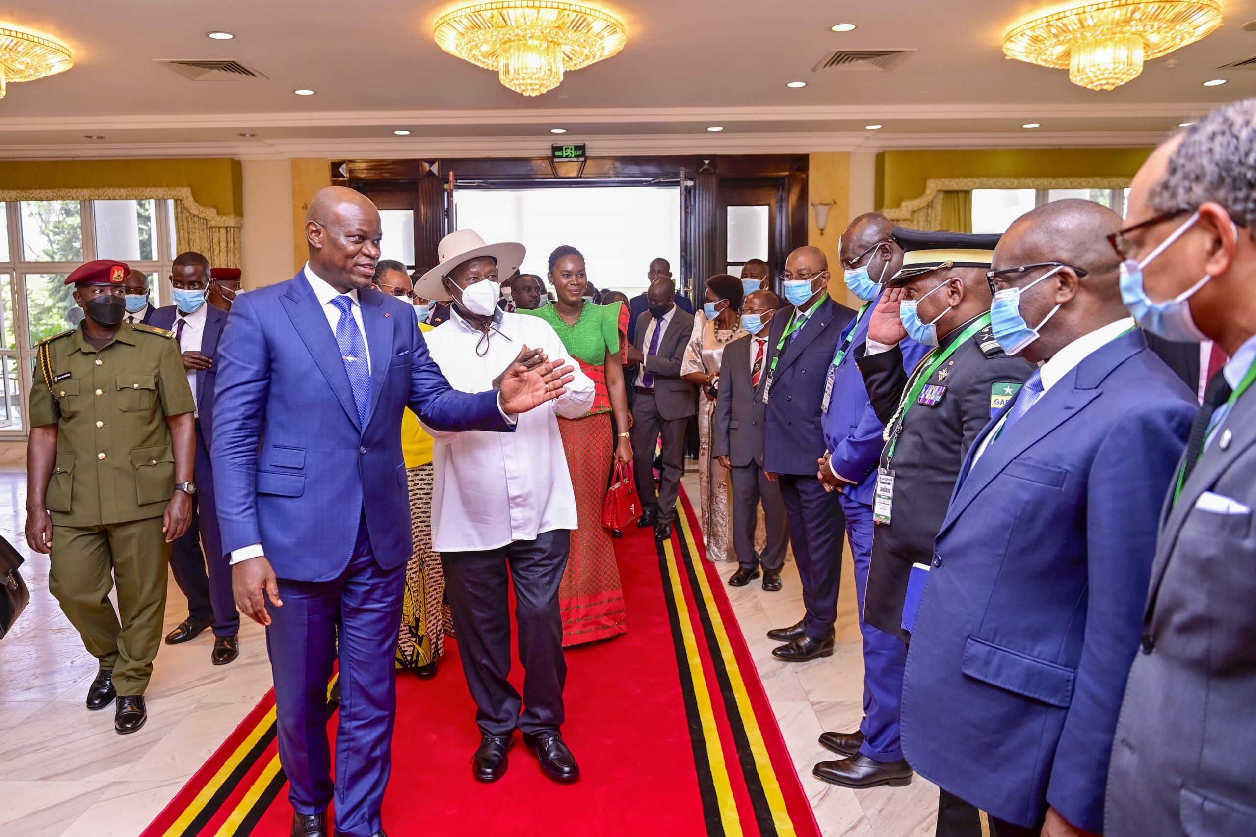 Museveni host Gabon President