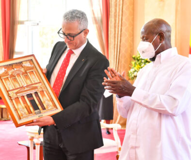 Jordan's new ambassador to Uganda Firas Khouri presents a gift to President Museveni shortly after presenting his credentials at State House Entebbe on Thursday. PPU Photo