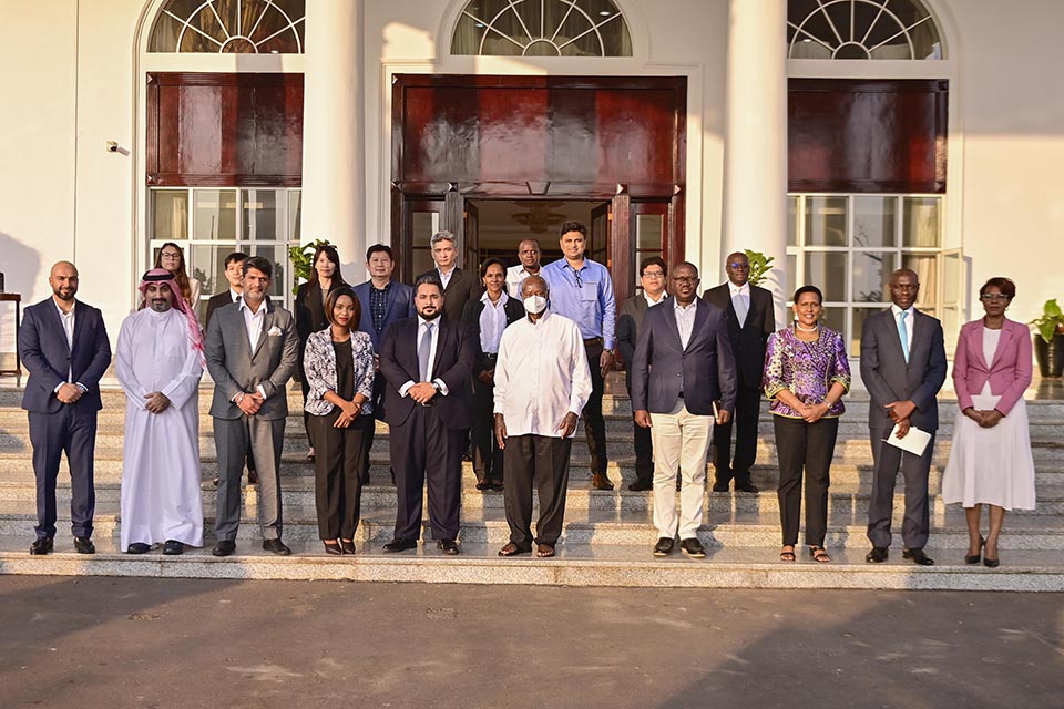 President Museveni meets a group from Emirates Airlines on Tourism trip to Uganda - 12