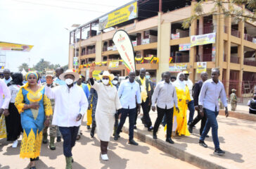 Museveni opens Busega Market1