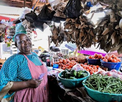 9-M7 gives financial support to 82 Movit market vendors in Wobulenzi town council in Luwero district