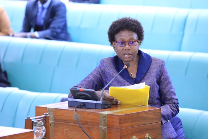 minister-ruth-acheinge