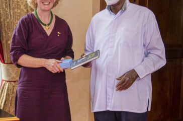 MS MARGARET GAYNOR ,AMBASADOR OF IRELAND TO UGANDA AND H.E KAGUTA MUSEVENI.