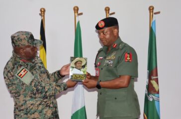 Brig-Gen-Nnemeka-Ogilia-gives-a-souvenir-to-Lt-Gen-Jack-Bakasumba