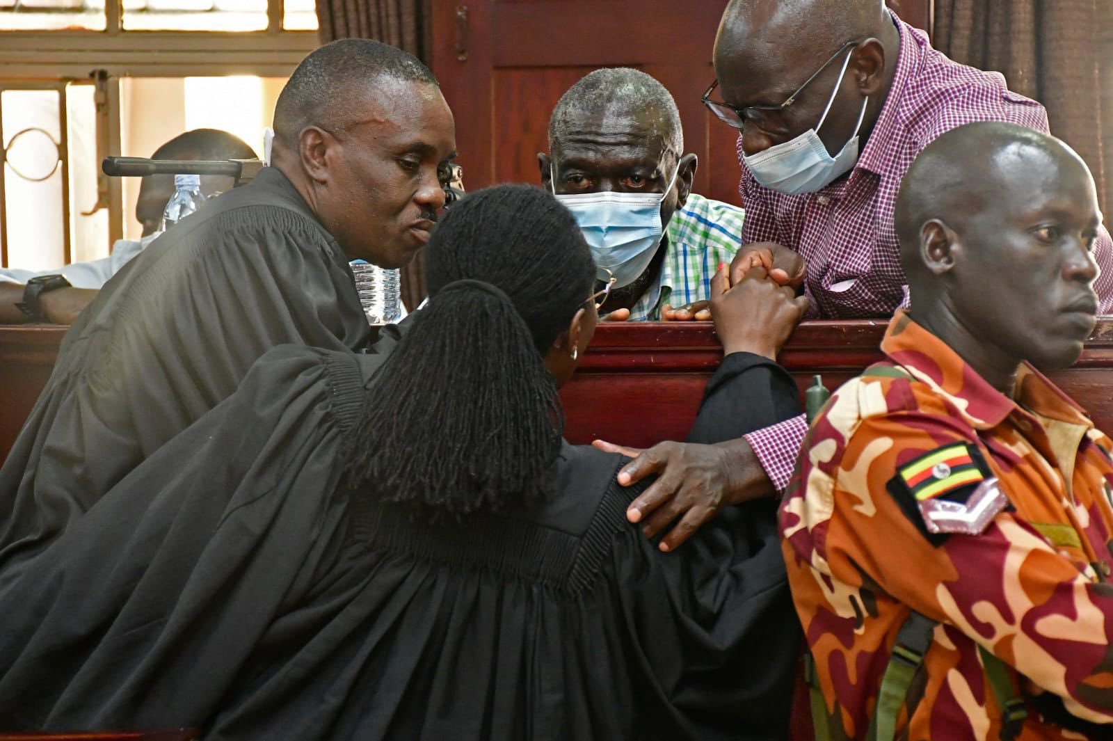 Besigye, co-accused threatening witnesses – prosecussion