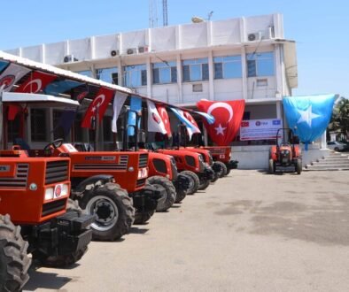 Somalia receives equipment from Turkey