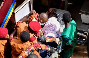 Besigye-in-court-collapses