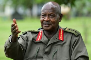 yoweri-museveni-120421