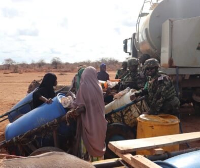 kdf-donate-water-to-somalia